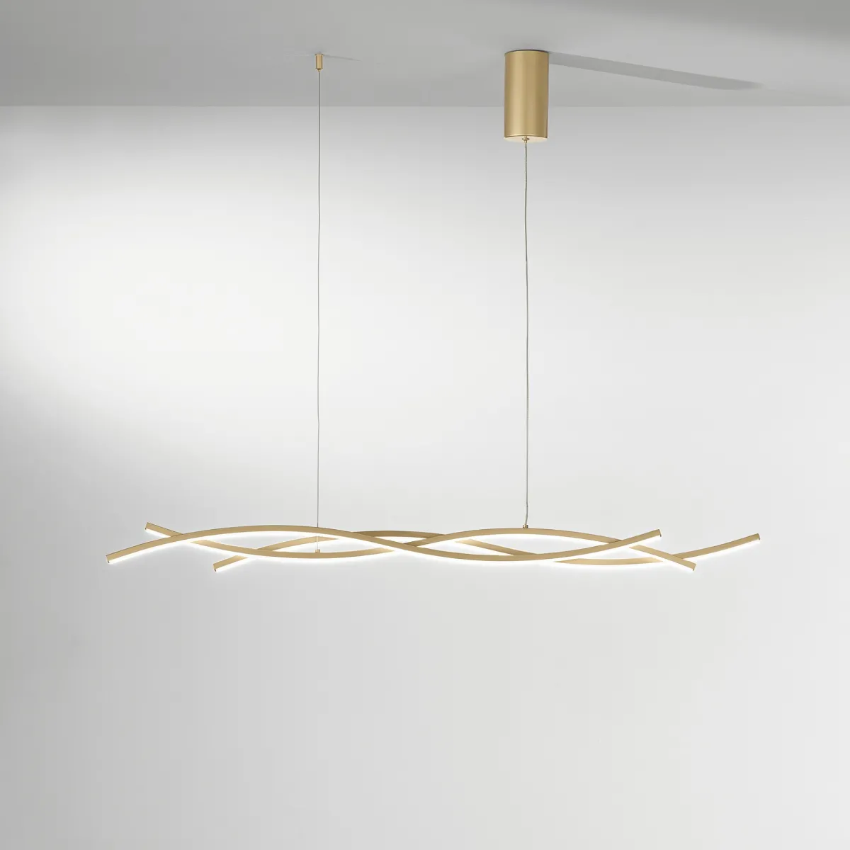 SOSPENSIONE LED KINETIC ORO 40W 5100LM CCT 117,2X6X105CM